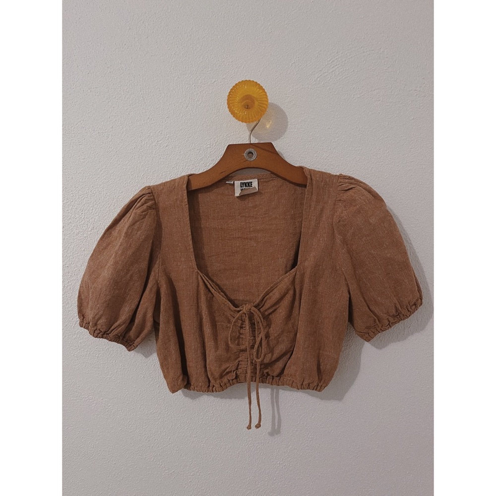 Lykke Wullf Cropped Blouse in Size Medium